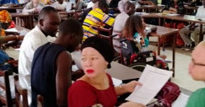 Sensibilisation et Formation des personnes porteuses de handicap par le projet APH-ETFPE